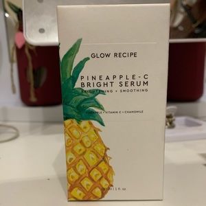 Glow recipe pineapple- C bright serum
